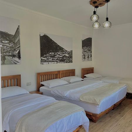 Cereni Guesthouse Berat Exterior photo